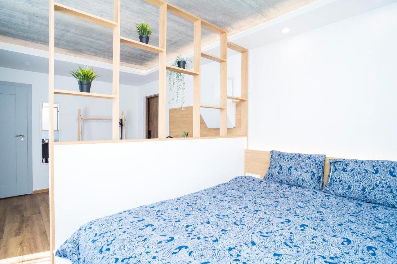 Studio with Balcony