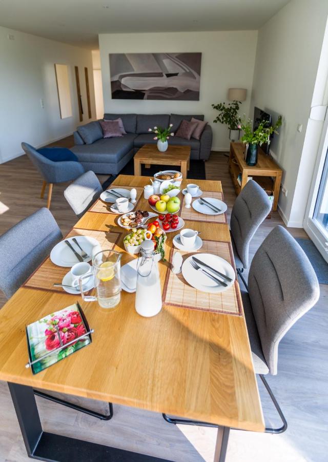 Hangar 19 Großzügiges Apartment mit Terrasse und Garten H4W2 - B&B Schwerin