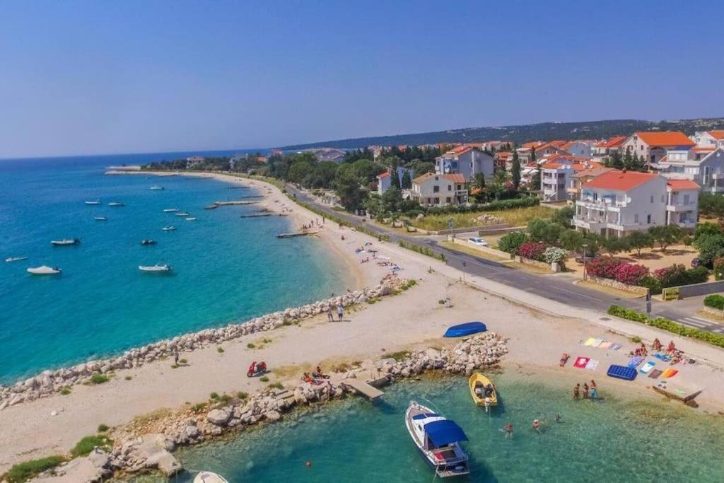 Apartment Paola Novalja,Wifi,Free Parking - B&B Novalja