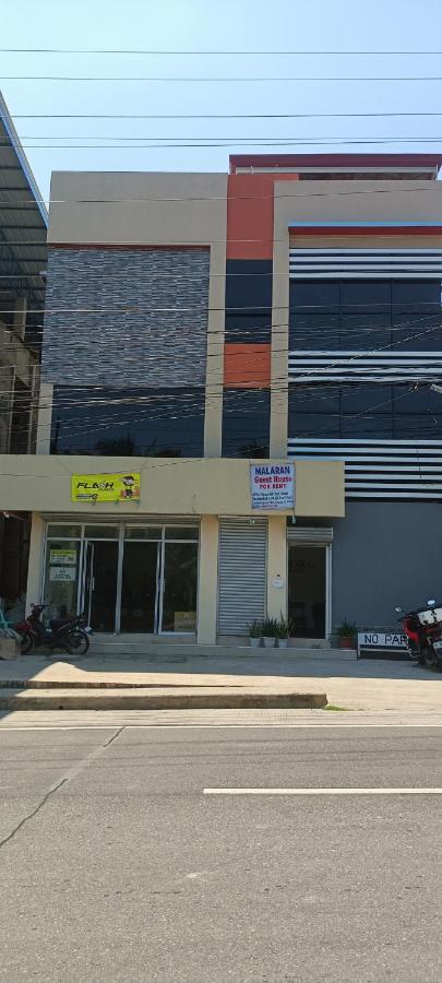 Malaran Guest House - B&B