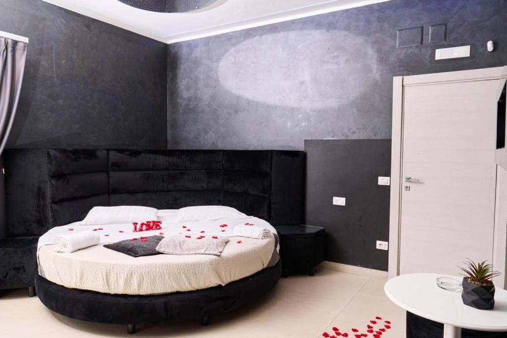 Queen Room with Spa Bath