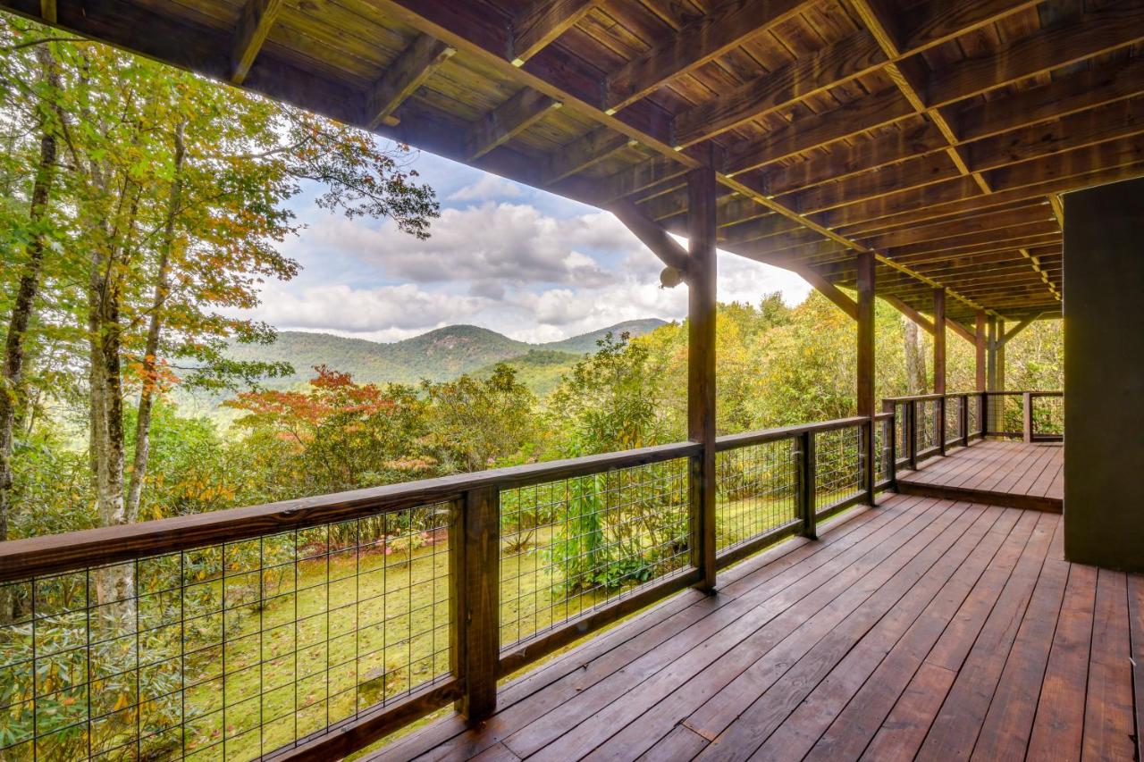 Highlands Haven Fireplace, Deck and Mountain Views! - B&B