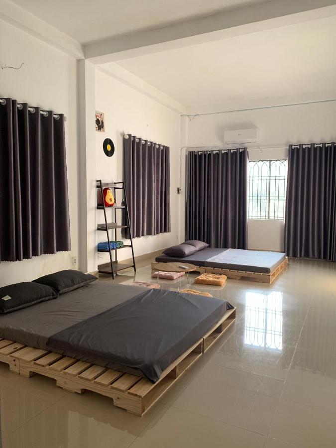 B&B Ho Chi Minh - The Vinyl Homestay - Bed and Breakfast Ho Chi Minh