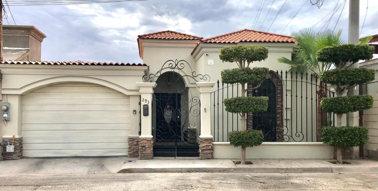 Casa Bonita cerca de Zona Dorada - B&B Mexicali