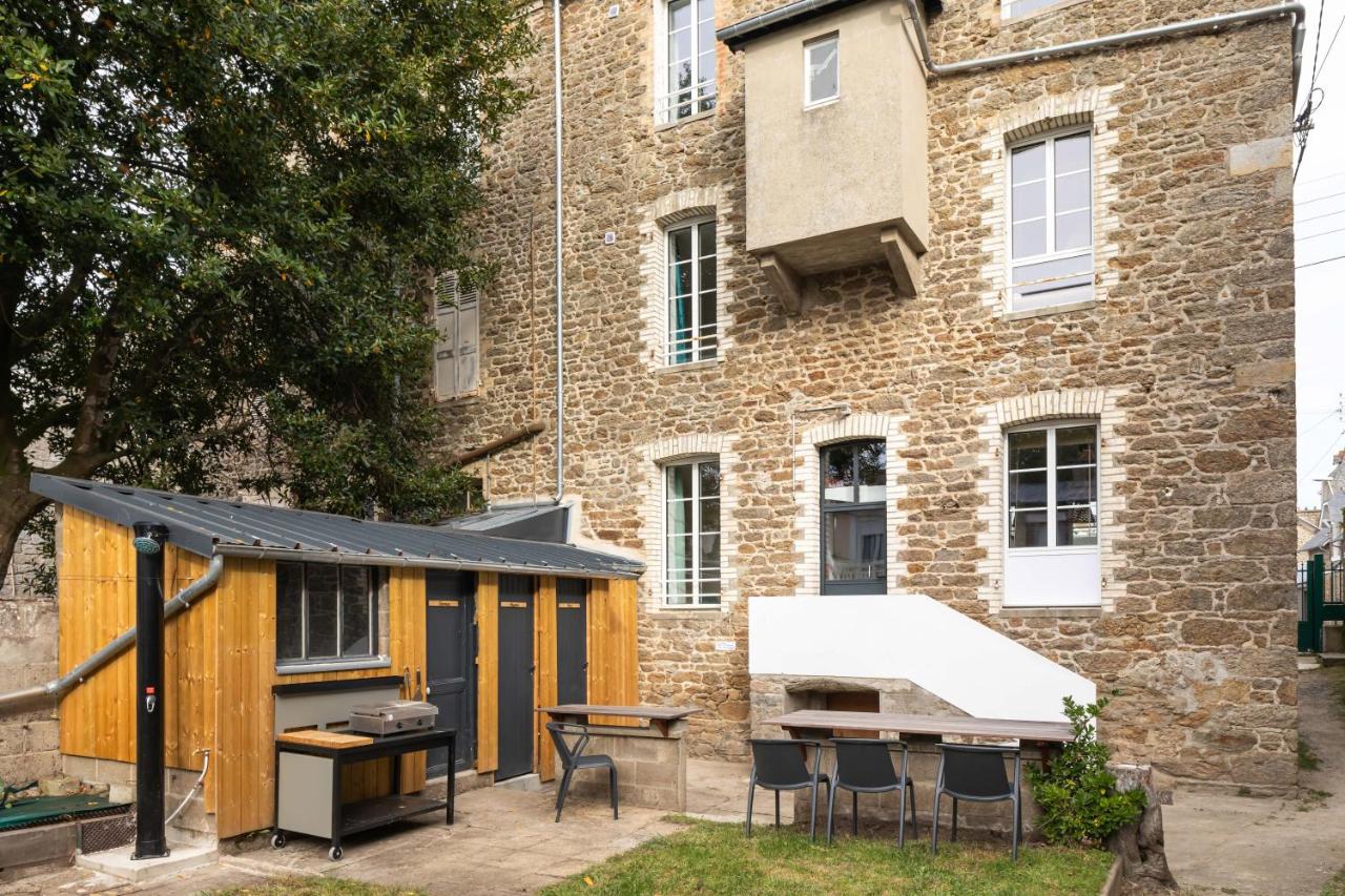 Le Cargo - A 300m de la plage de Rochebonne - B&B