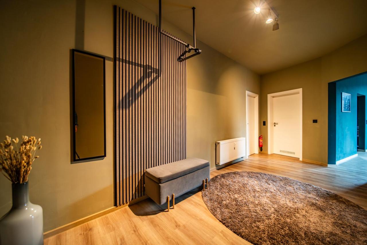 LLR Design Apartment - Emerald Green im Zentrum von Koblenz - Chambres d’hôtes