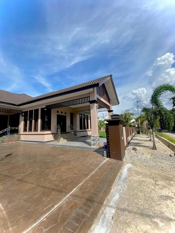 Homestay Wakaf Bharu Tumpat - Chambres d’hôtes Wakaf Baharu