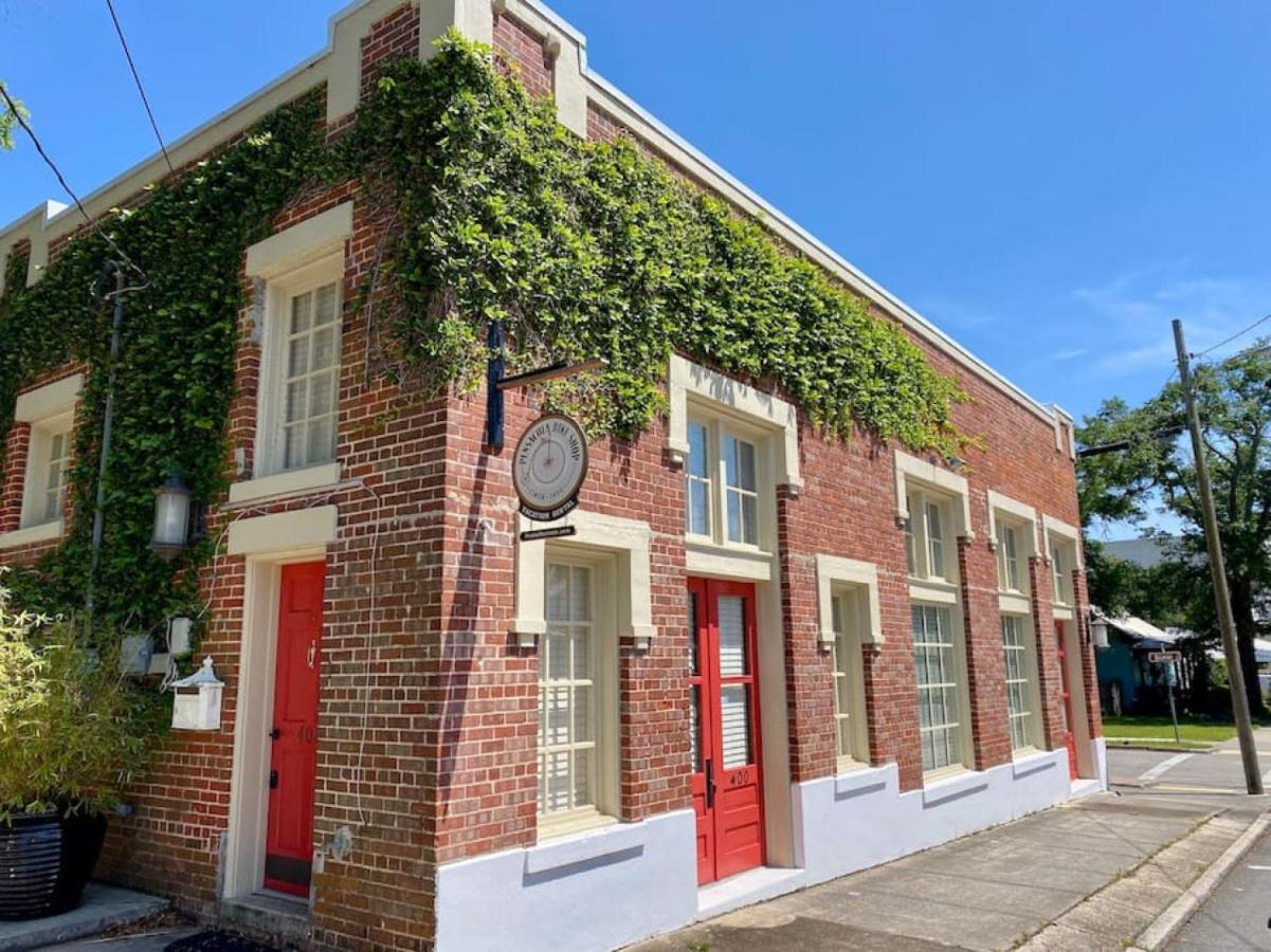 Premier Downtown Loft Building, Just Opened - B&B