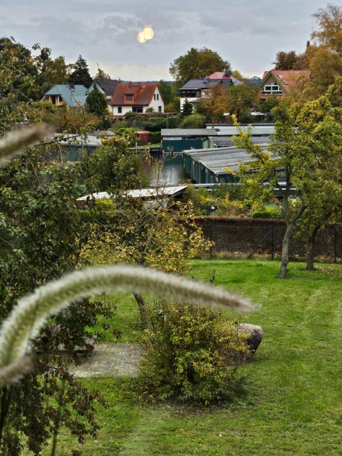 Wohnen auf Zeit am Heidensee sowie NETFLIX Zugang und WLAN - B&B Schwerin