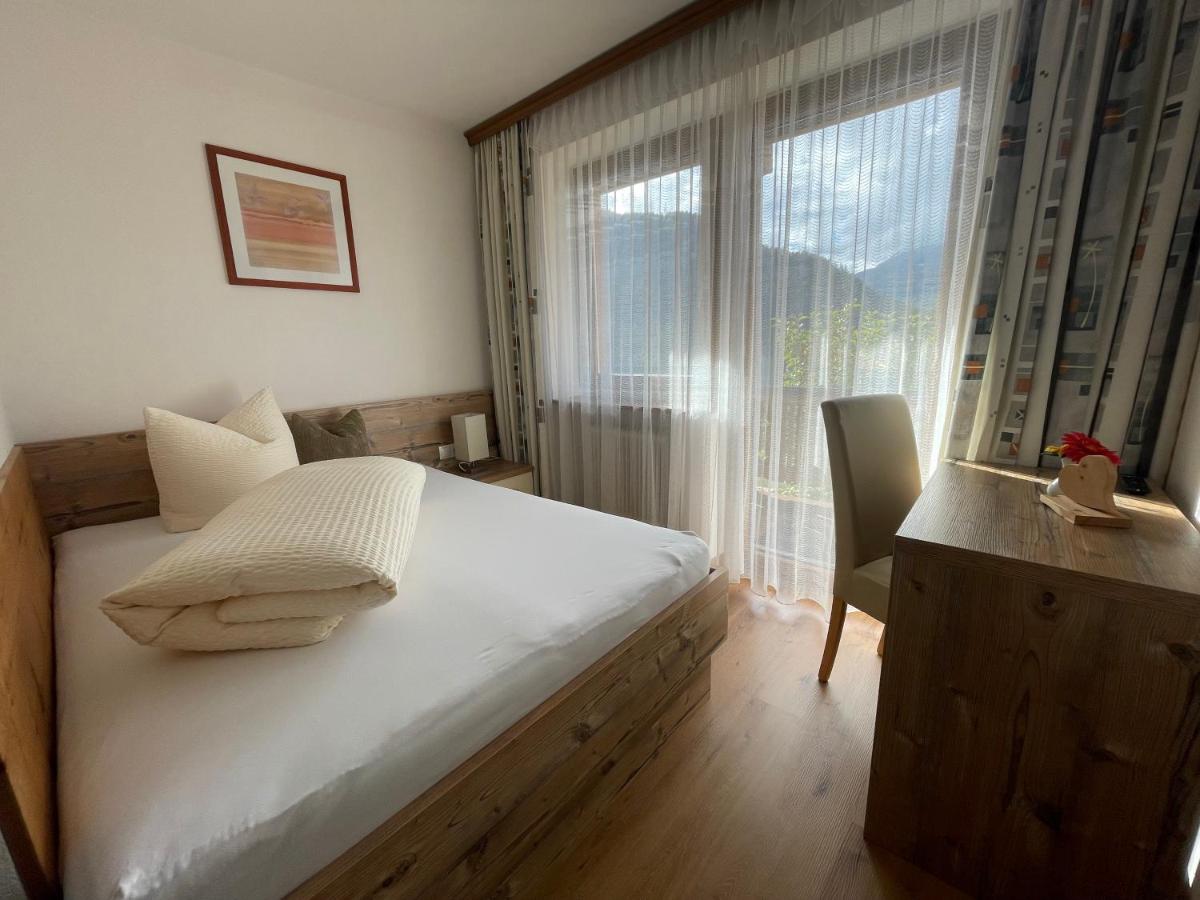 Single Room with King Bed