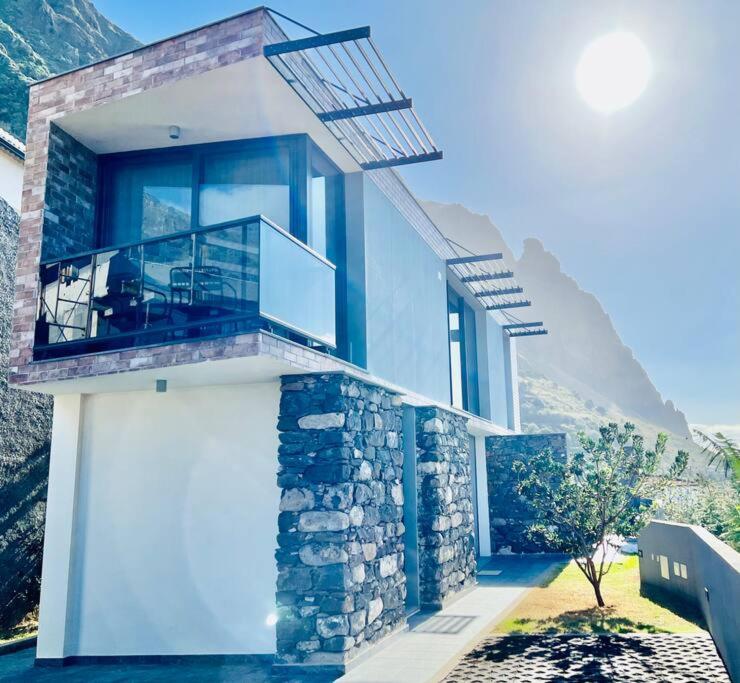 Haus am Meer by Your Madeira Rentals - Chambres d’hôtes