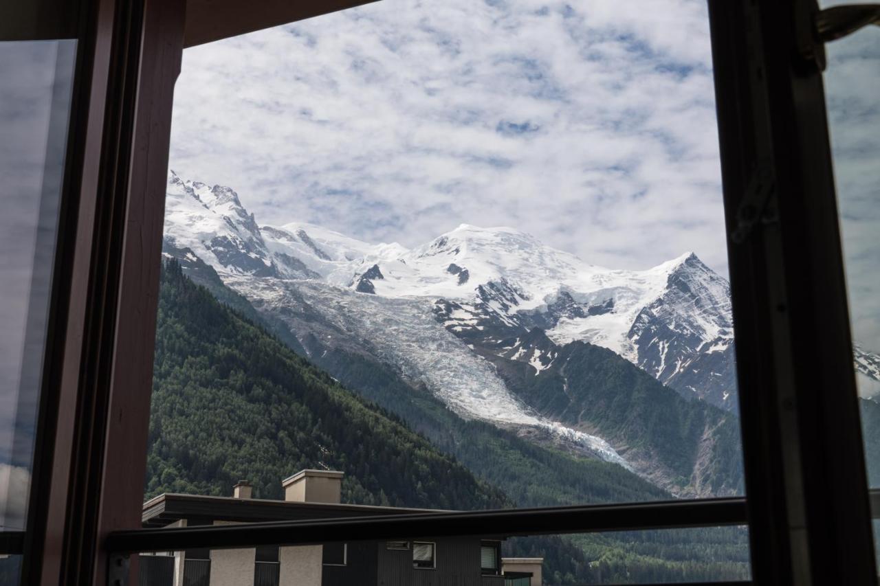 Apartment Alpes V - Alpes Travel - Central Chamonix - Sleeps 5 - B&B Chamonix-Mont-Blanc