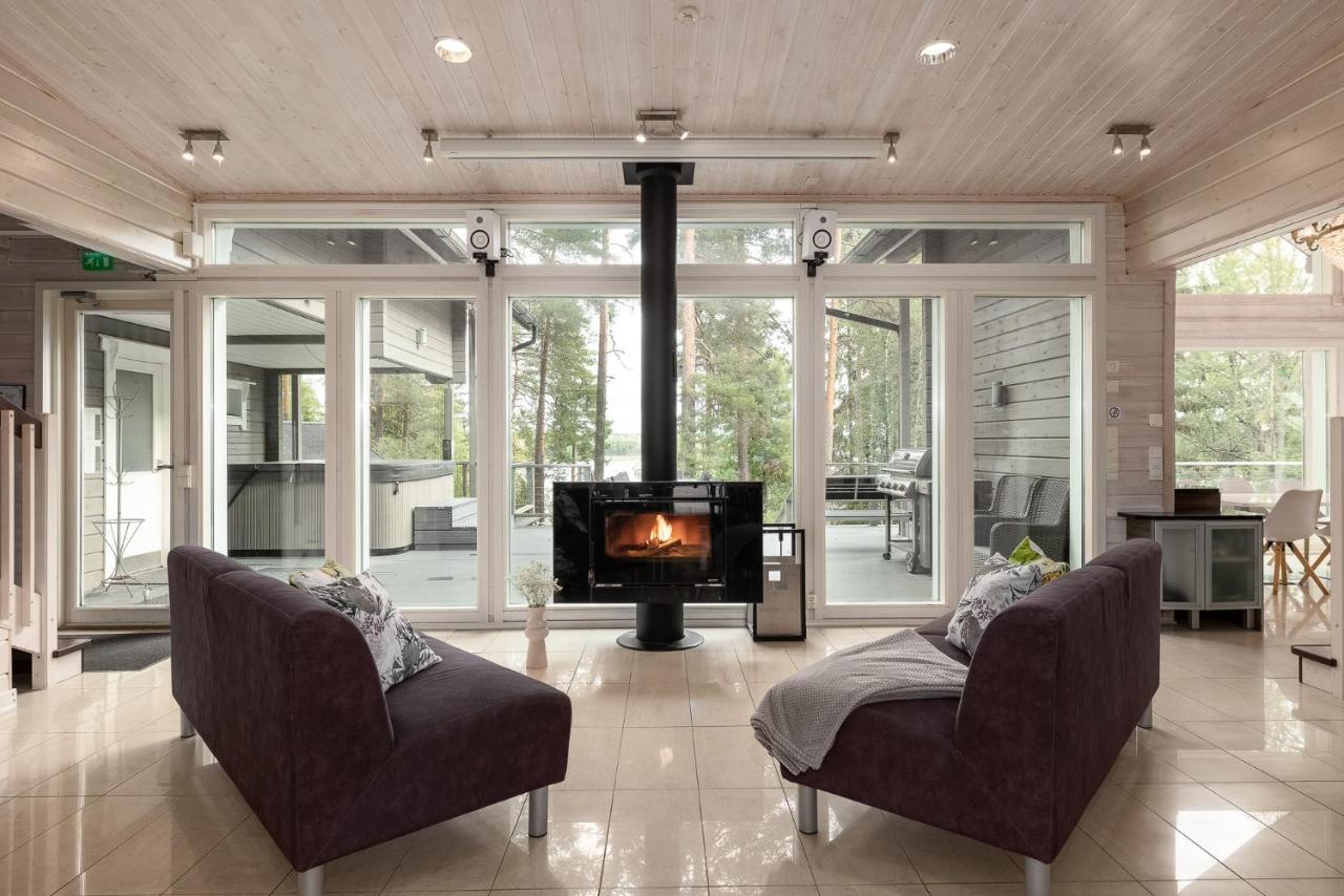 Villa Deluxe