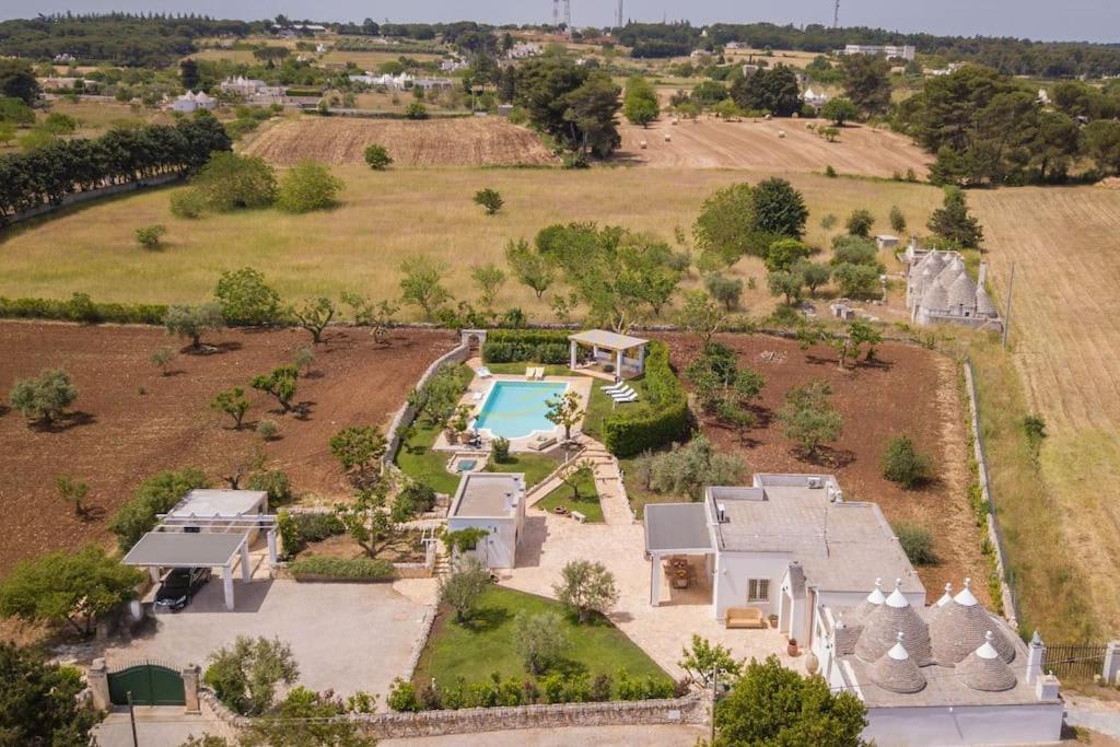 Trulli Greta, luxury villa with wonderful pool - B&B