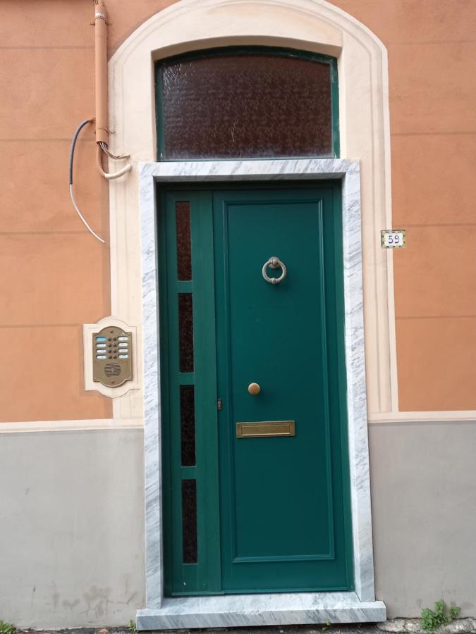 Torretta sul Golfo - con parcheggio - B&B Lerici