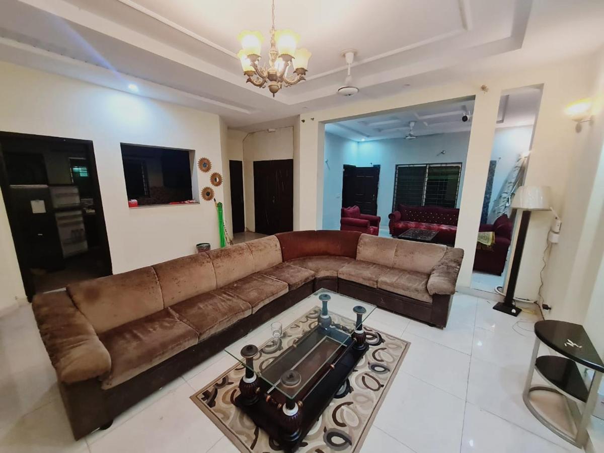 B&B Lahore - Royal Bahria Guest Villa - Bed and Breakfast Lahore