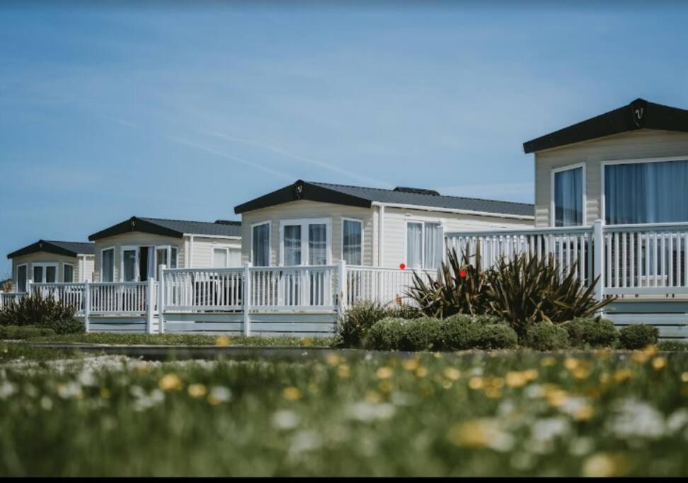 Cornwall Holiday Cabin with Hot tub & Sea view - B&B