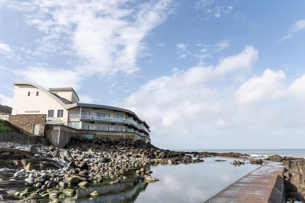 Apartment 25 ~ Nassu Court - B&B Westward Ho!