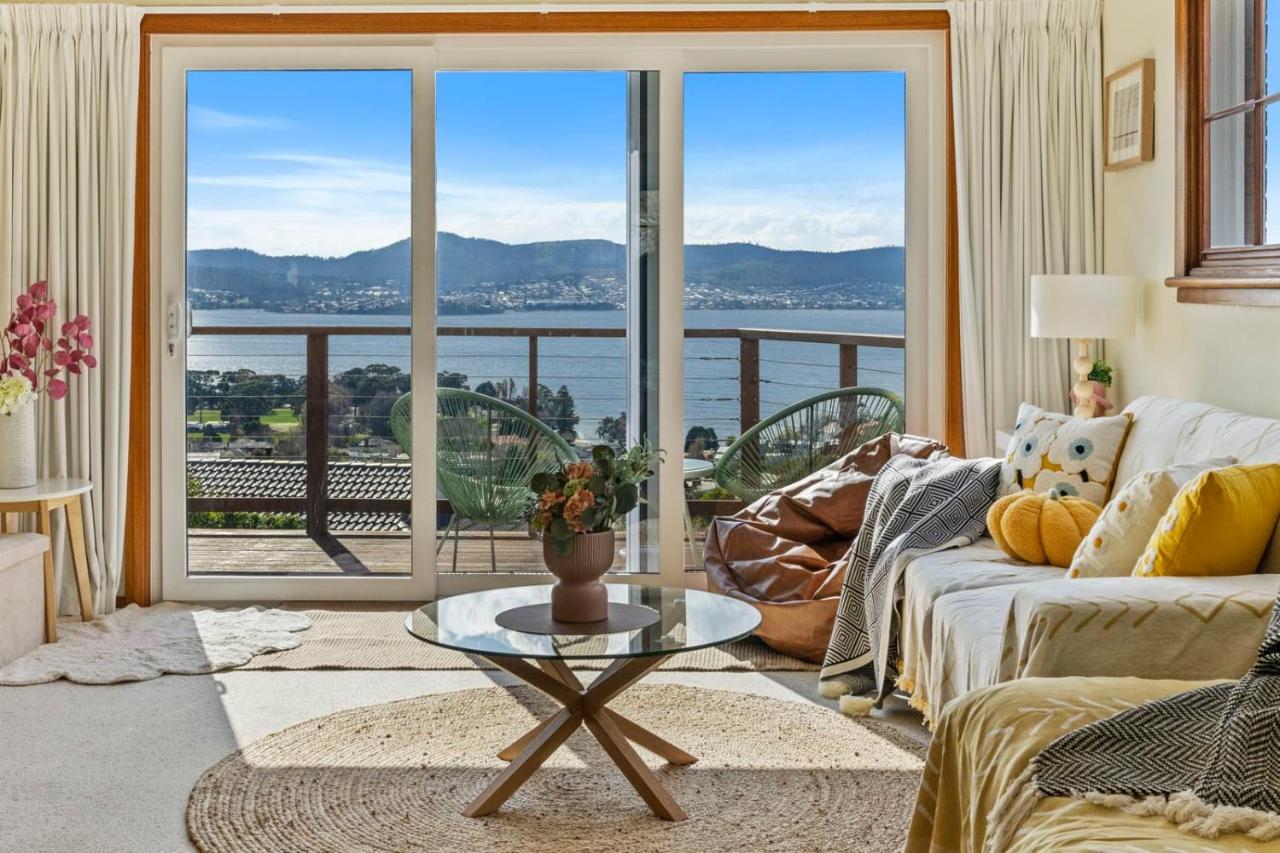 Panorama Magic - A Sandy Bay Family Escape - B&B Sandy Bay