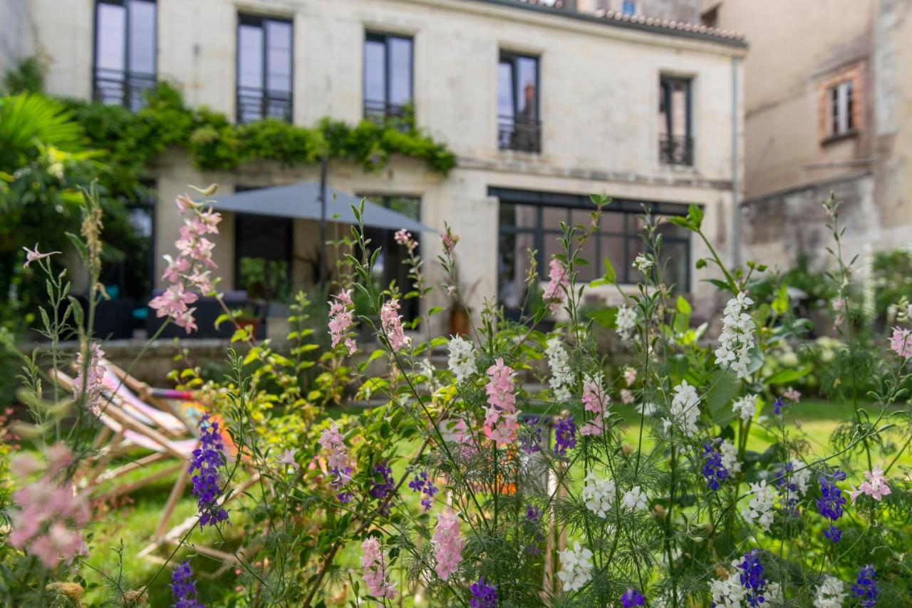 Escale Rochelaise, chambre avec access spa et sauna - B&B