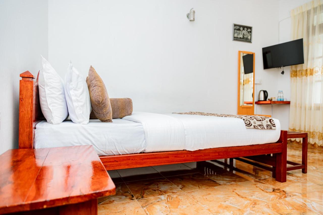 King Room with Balcony & Mini Adam's Peak View
