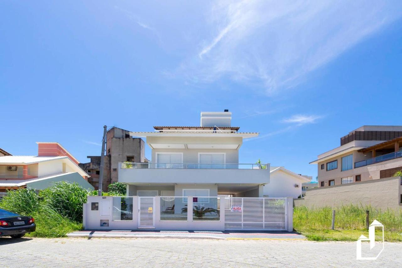 Casa com 05 dormitórios - Ferienwohnung