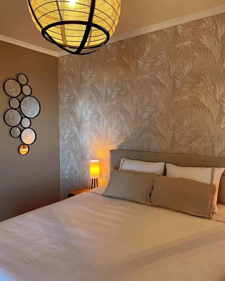 Deluxe Double Room with Balcony and Sea View