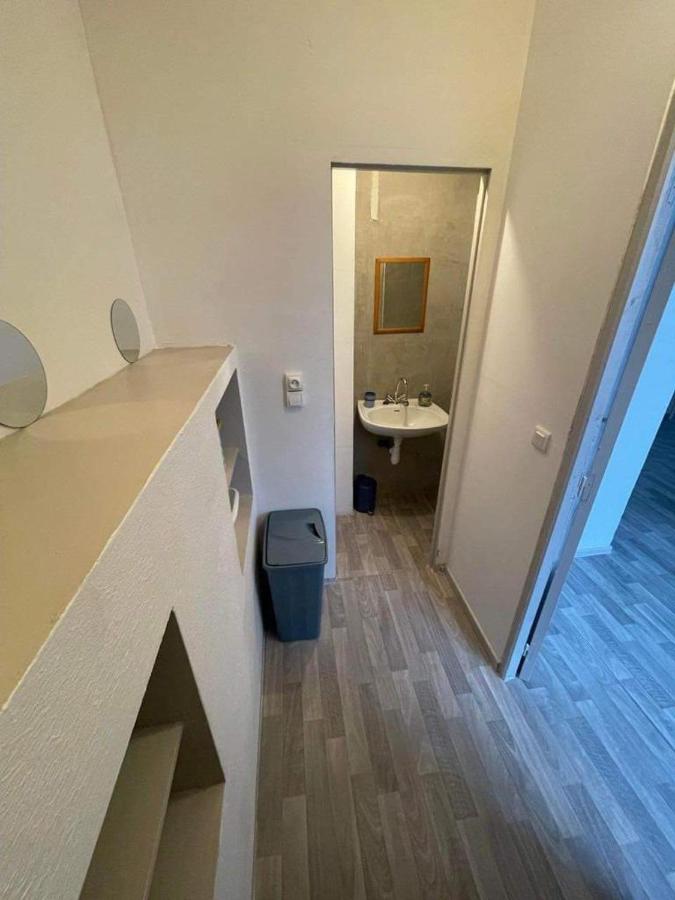 Superbe appartement rénové au centre de Forbach - B&B Forbach