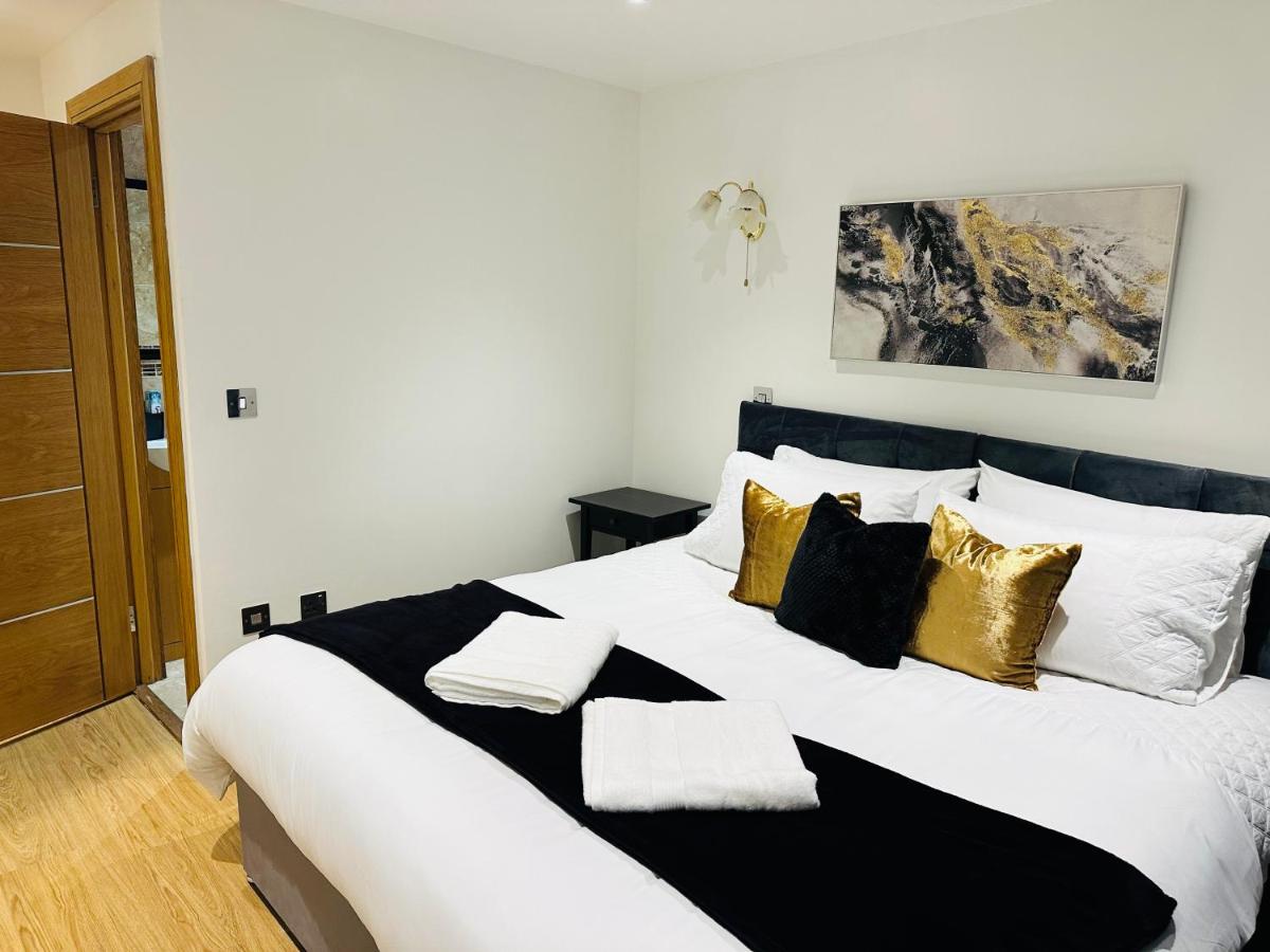 Bright 2 Bedroom *2 Bathroom* 10 mins to East Croydon - B&B Croydon