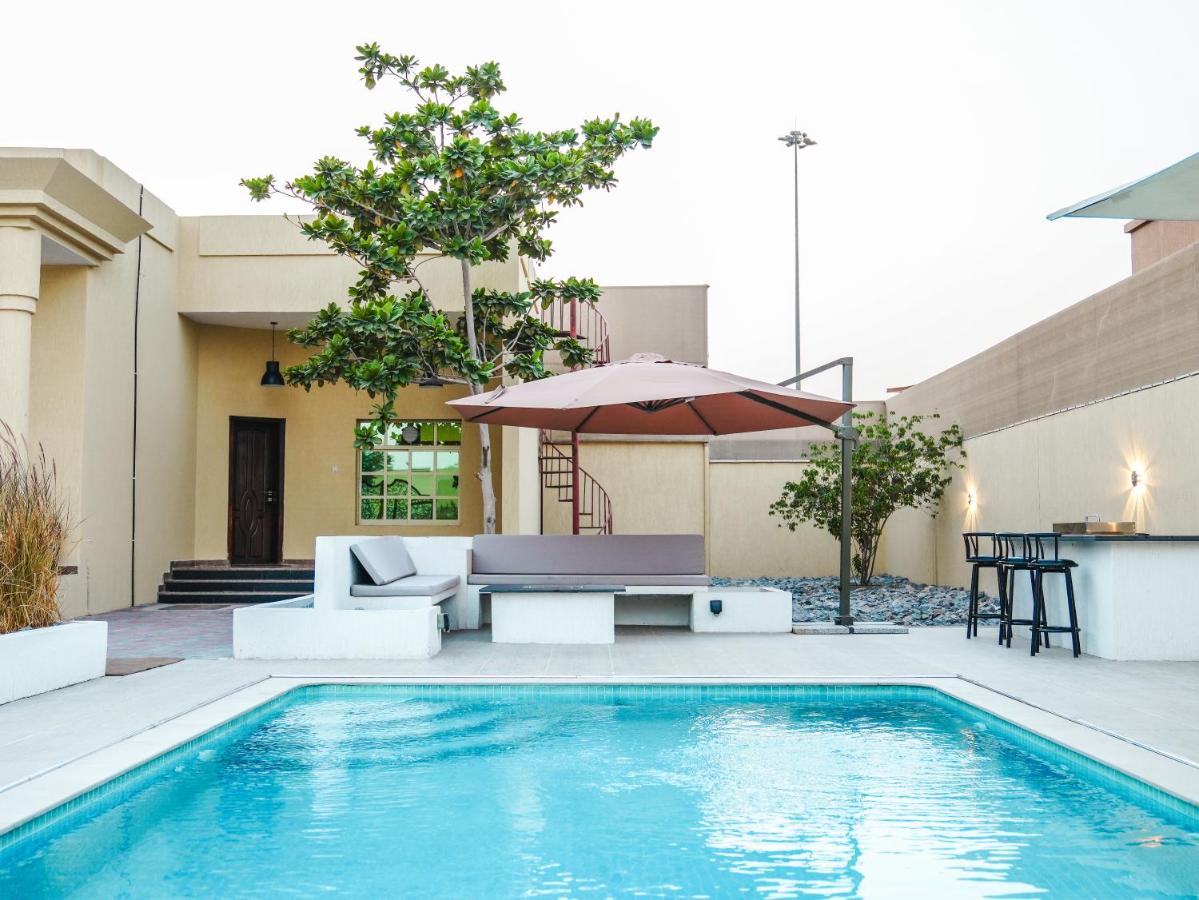 B&B Ras al-Khaimah - O2 pool villa - Bed and Breakfast Ras al-Khaimah