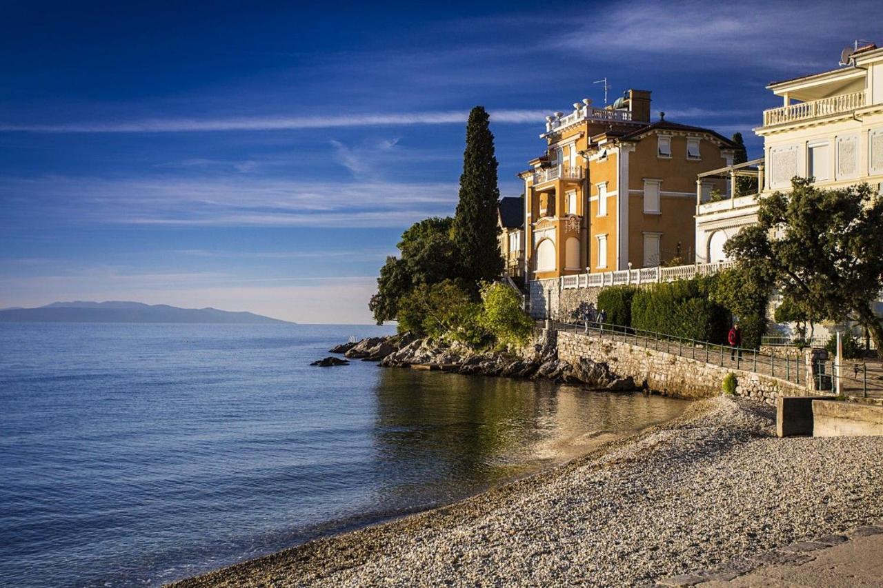 M Inn - Seaview with sunny terrace - B&B Kastav