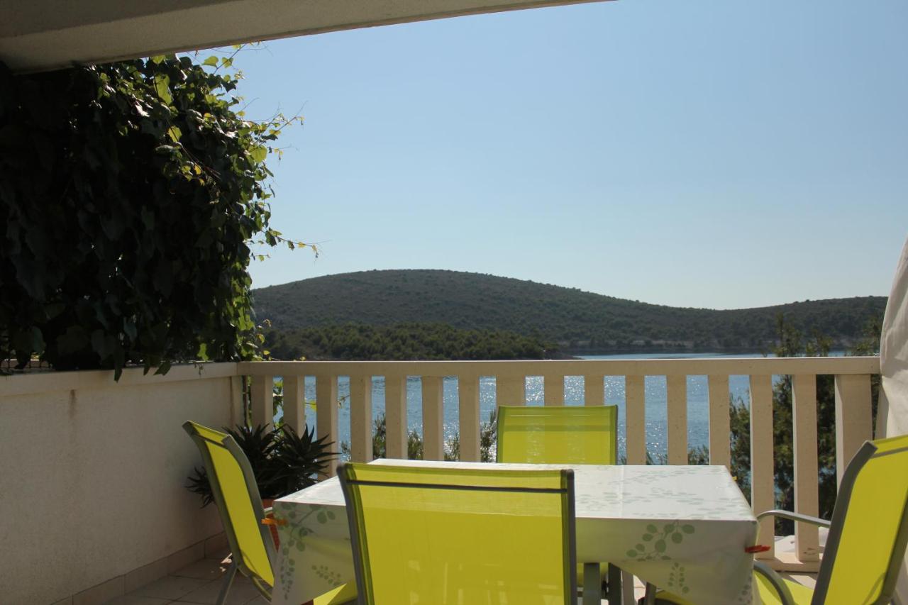 Studio Apartment with Sea View