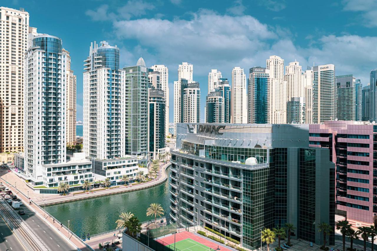 Luxury 1 Bedroom Full Marina View, Sleeps 5, 1 Min to Metro - B&B Dubái