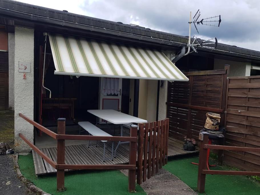 Duplex avec terrasse 4personnes proche du Mt Dore. - Chambres d’hôtes