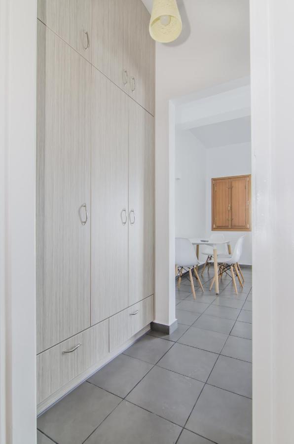 One Bedroom Apartment with Sea View - Hercules