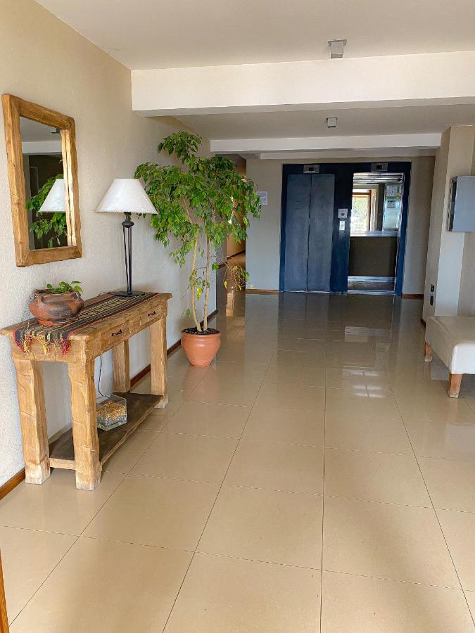 Departamento Centrico Costanera - B&B
