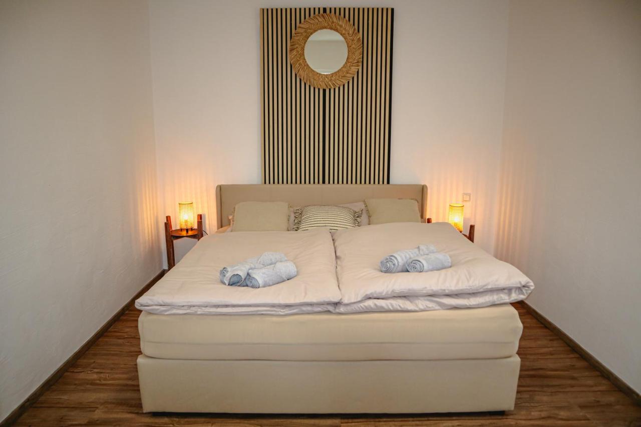 B&B Passavia - DoreyHome I Luxus - Stylish - Modern House I Parking I Smart TV I Netflix WLAN - Bed and Breakfast Passavia