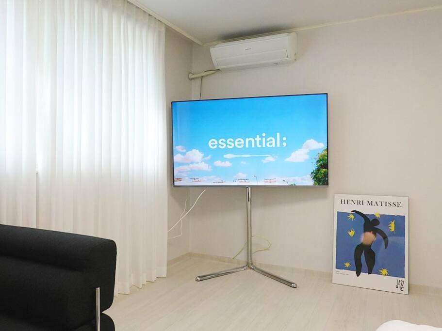 Stay Daewha Kintex 5min Daewha Station 5min Baek Hospital 1min - Chambres d'hôtes Goyang-si