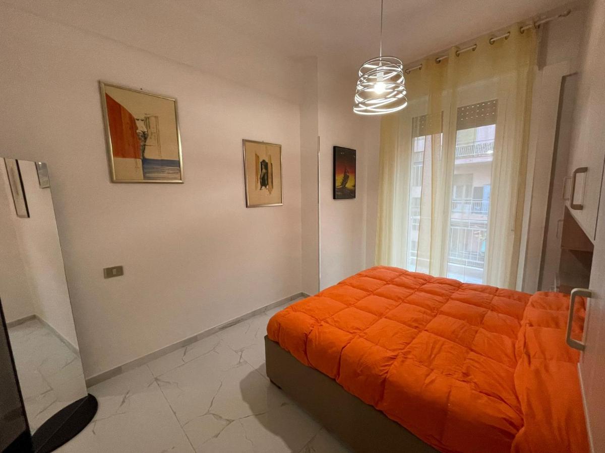 WH - Dolce Vita - Bilocale - 5 Minuti Dal Centro - Parcheggio Gratuito - Wifi - B&B