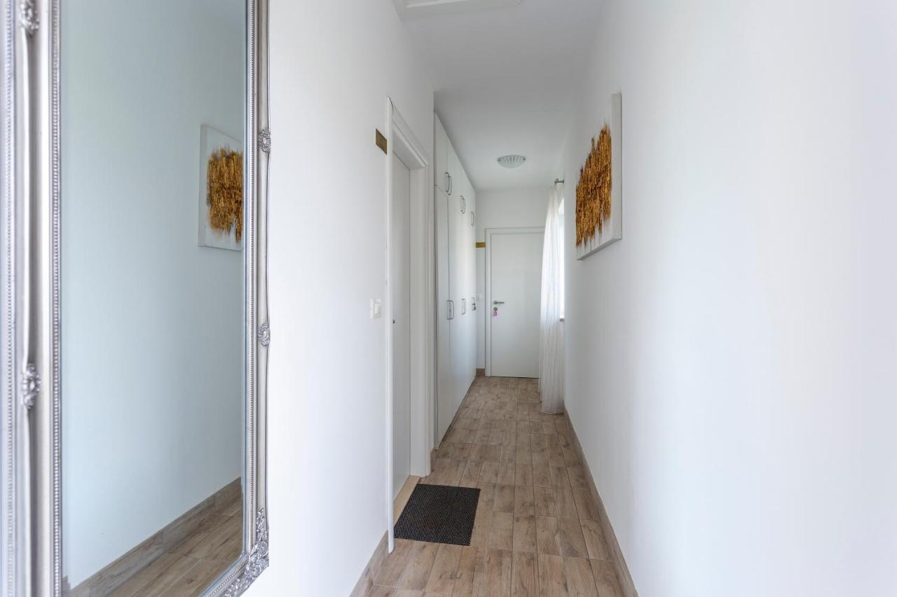 Newly renovated apartments in Funtana - Chambres d’hôtes Funtana