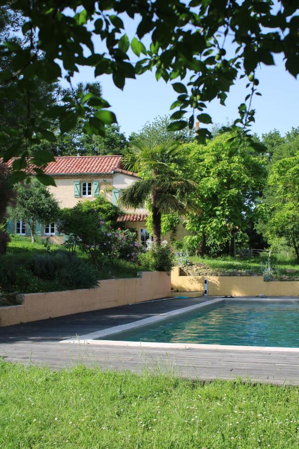 B&B Pouylebon - Domaine de Calabel - Bed and Breakfast Pouylebon