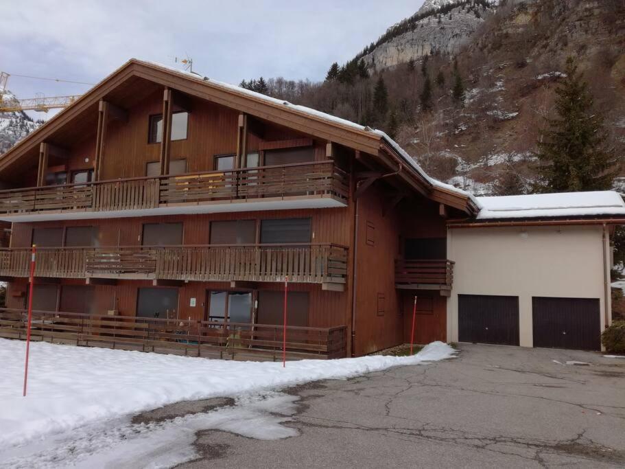 La Cascade: Appartement 4 personnes - Chambres d’hôtes