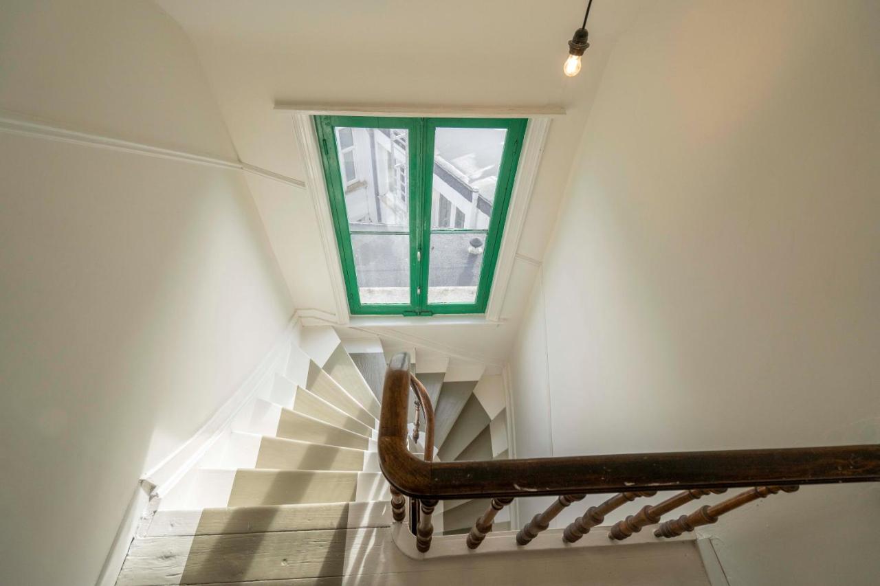 SHWAY - The Handshake House - B&B