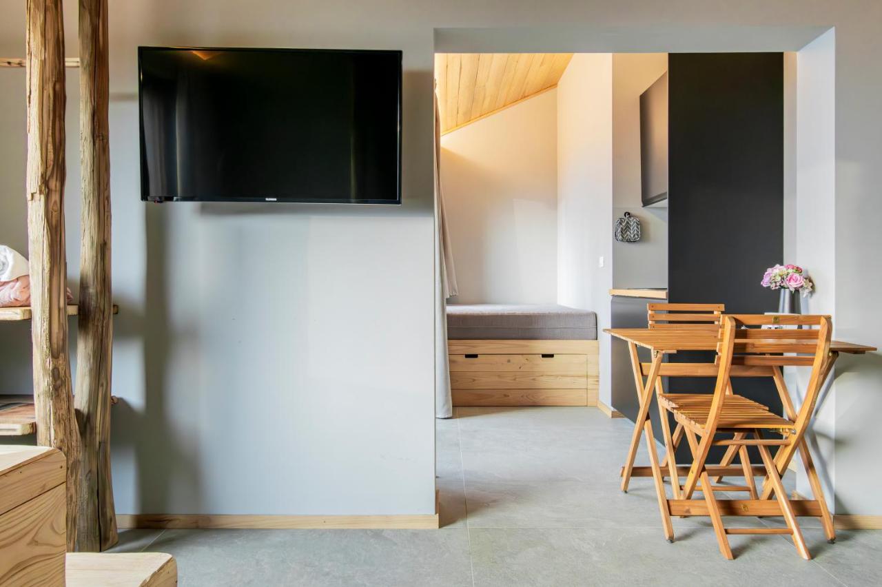 Studio with Spa Bath