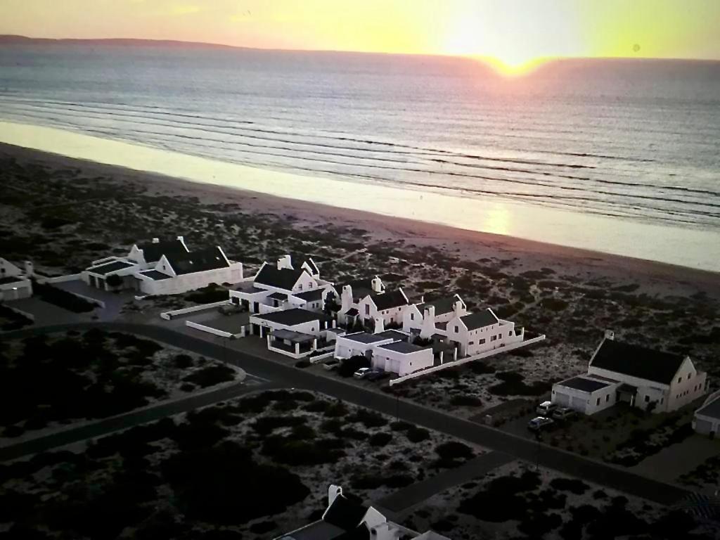 Skuurtjies - Beach Front Holiday - B&B