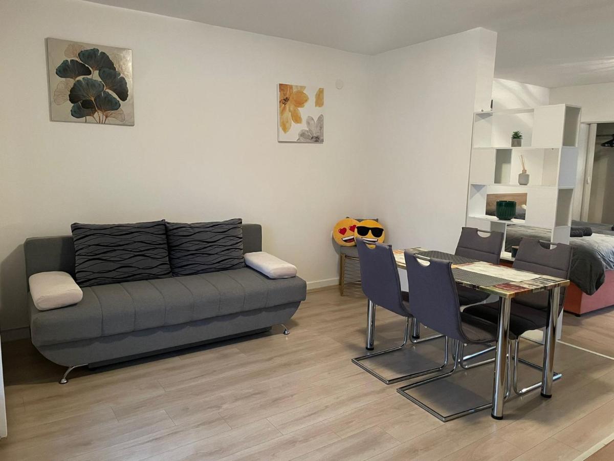 Studio apartman Happiness - Chambres d’hôtes Ždralovi