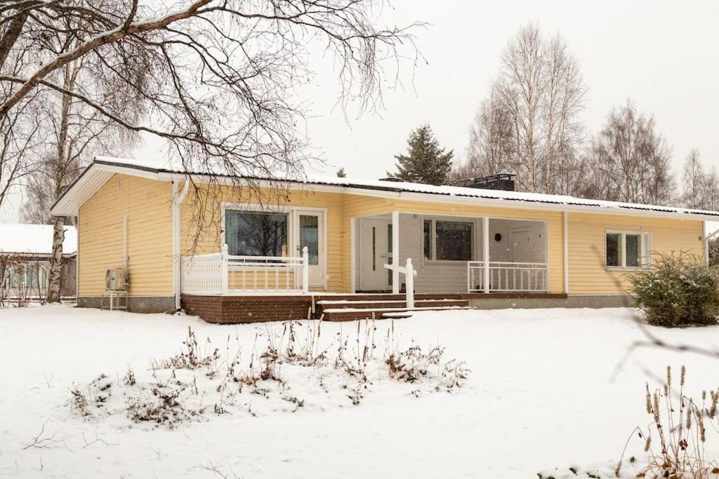 B&B Rovaniemi - Spacious house near santapark - Bed and Breakfast Rovaniemi