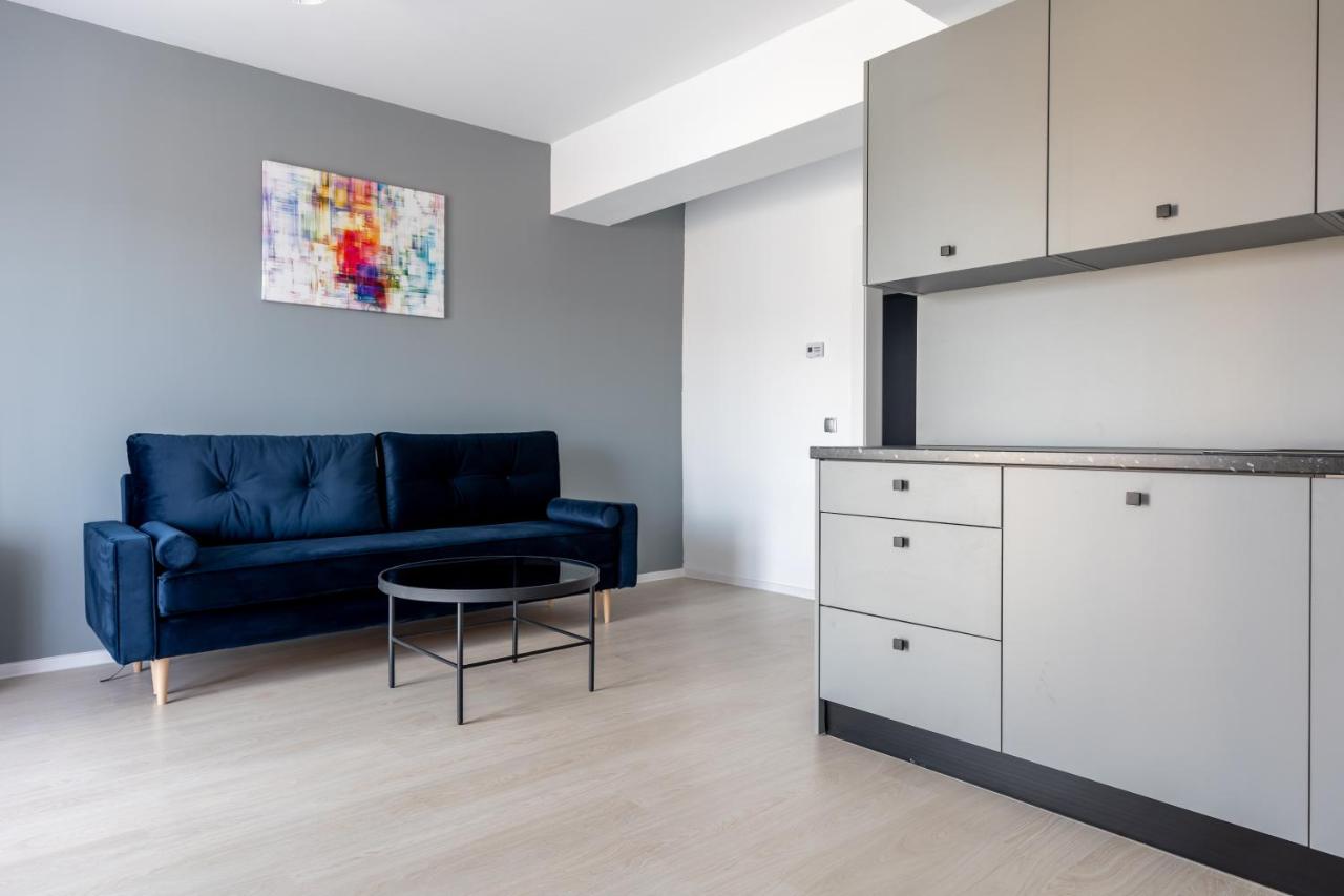 One-Bedroom Standard Apartment