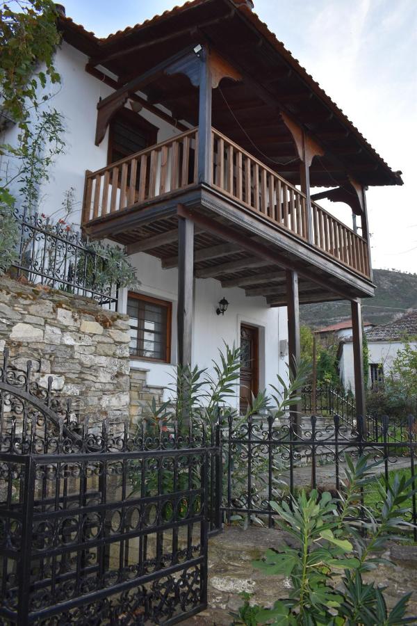 B&B Mikros Prinos - Lila's Guest House - Bed and Breakfast Mikros Prinos