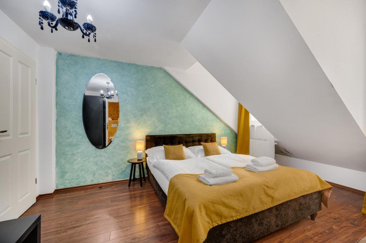 B&B Bratislava - Garni Hotel VIRGO - Bed and Breakfast Bratislava